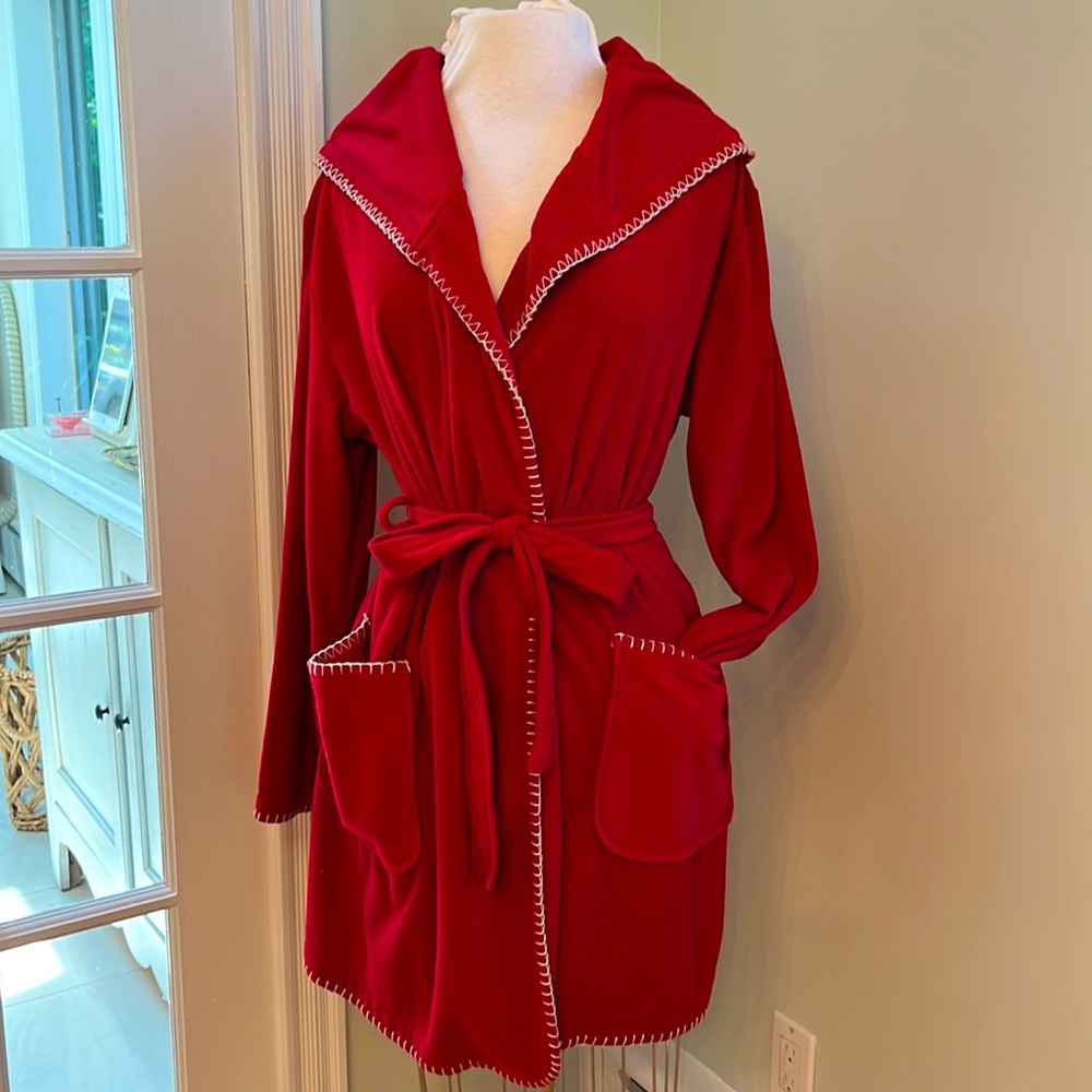Soft & Cozy Burgundy Flannel Robe with hood and pockets from Cracker Barrell - L